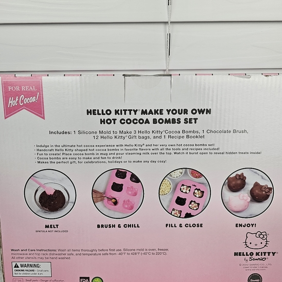 HELLO KITTY Make Your Own Hot Chocolate Bombs Set - Picture 6 of 12